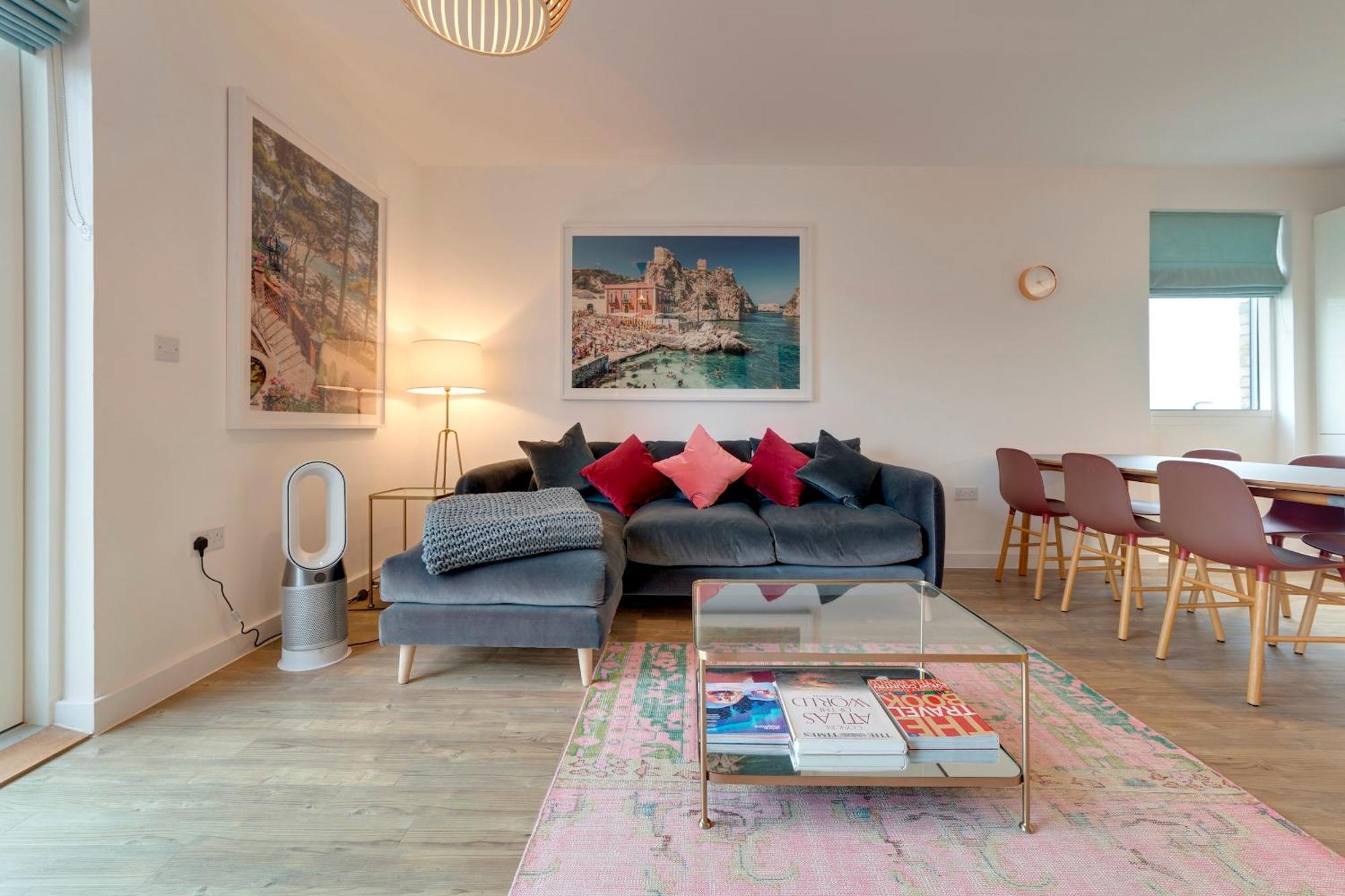 Pass The Keys Stunning And Spacious Modern Flat - Own Car Park CBG Dış mekan fotoğraf