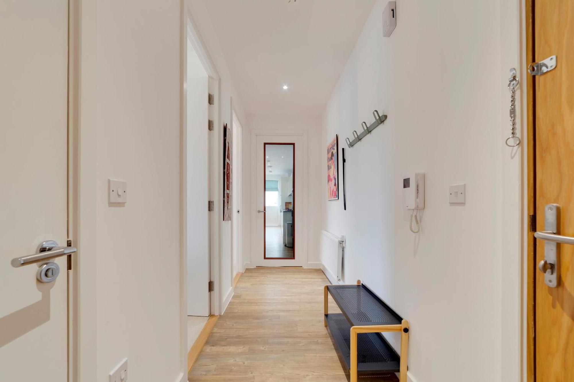 Pass The Keys Stunning And Spacious Modern Flat - Own Car Park CBG Dış mekan fotoğraf