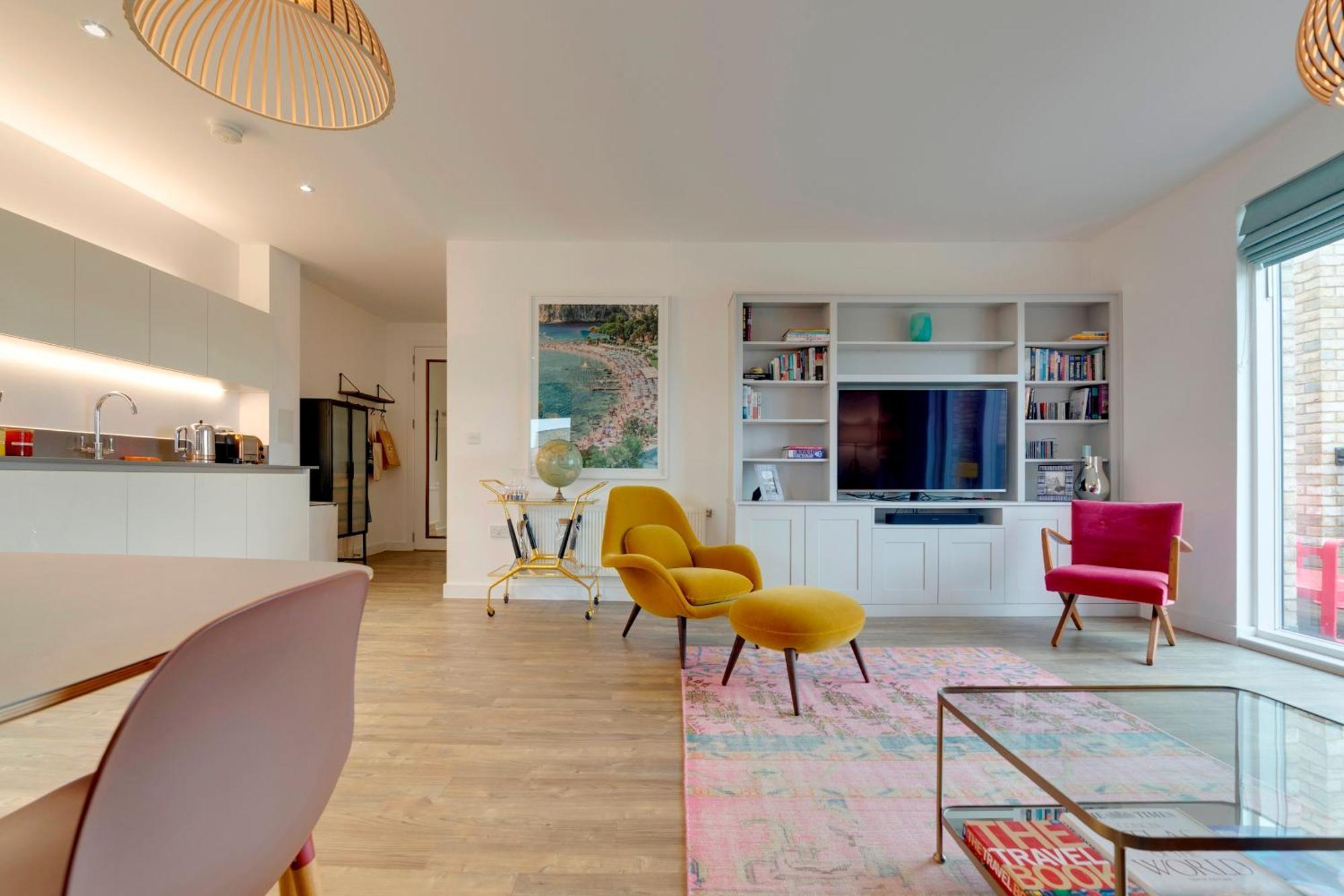 Pass The Keys Stunning And Spacious Modern Flat - Own Car Park CBG Dış mekan fotoğraf