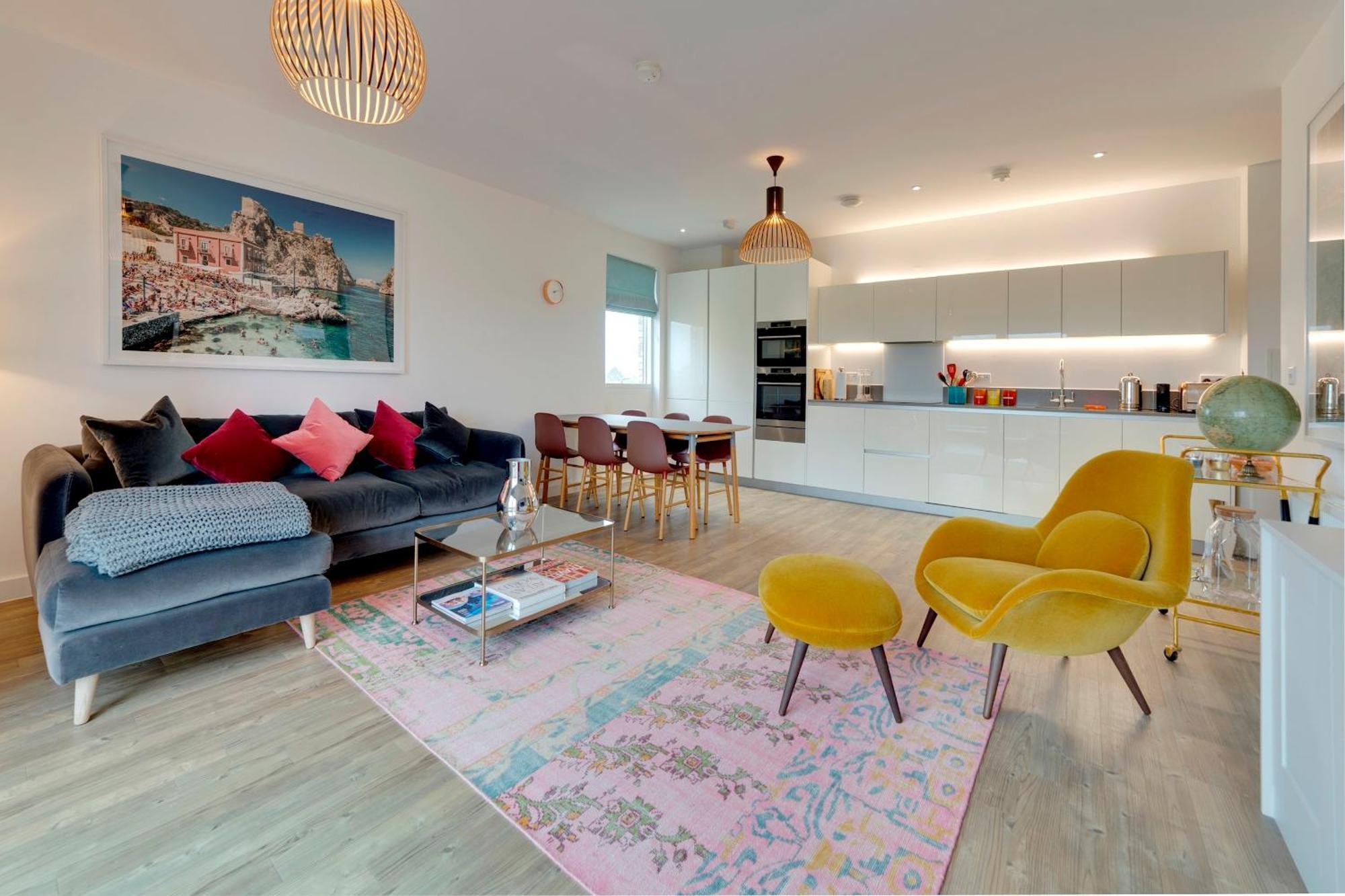 Pass The Keys Stunning And Spacious Modern Flat - Own Car Park CBG Dış mekan fotoğraf